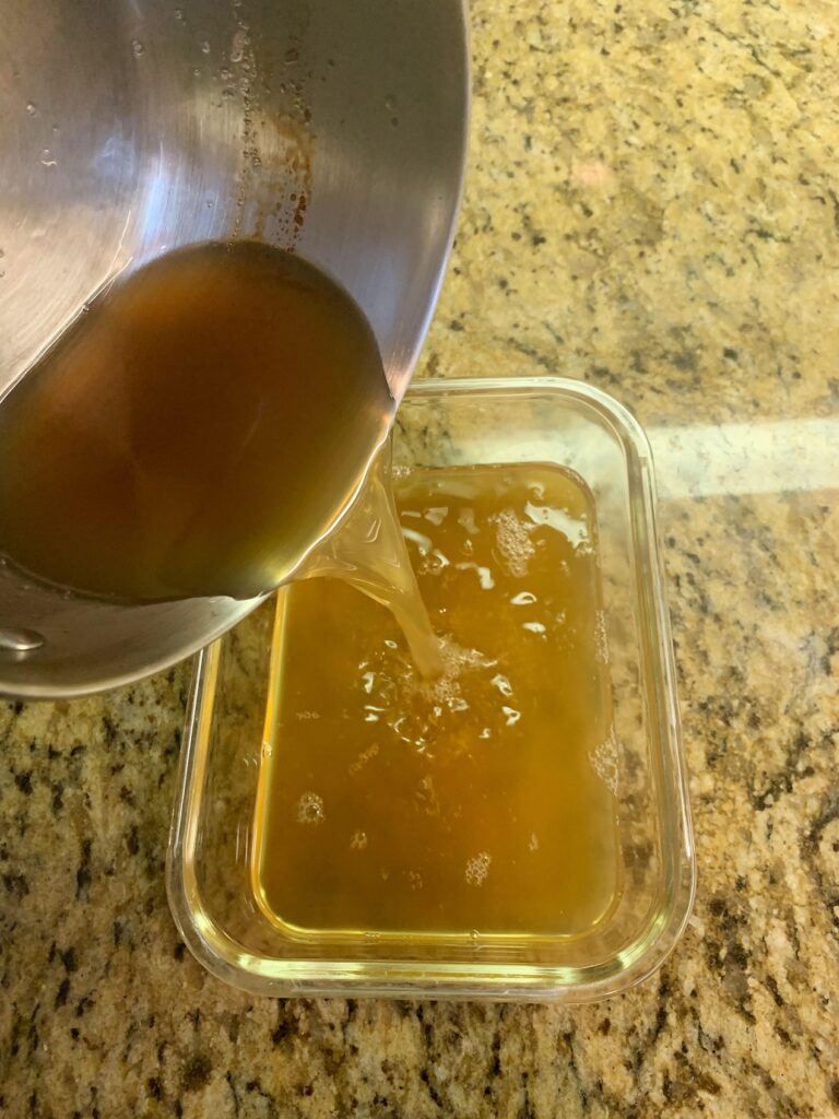 pouring juice into tray